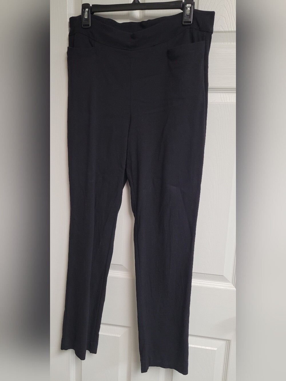 Briggs New York Black Pull-On Slim Leg Leggings